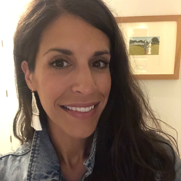 Meet your Posher, Margeaux - Picture 1 of 1